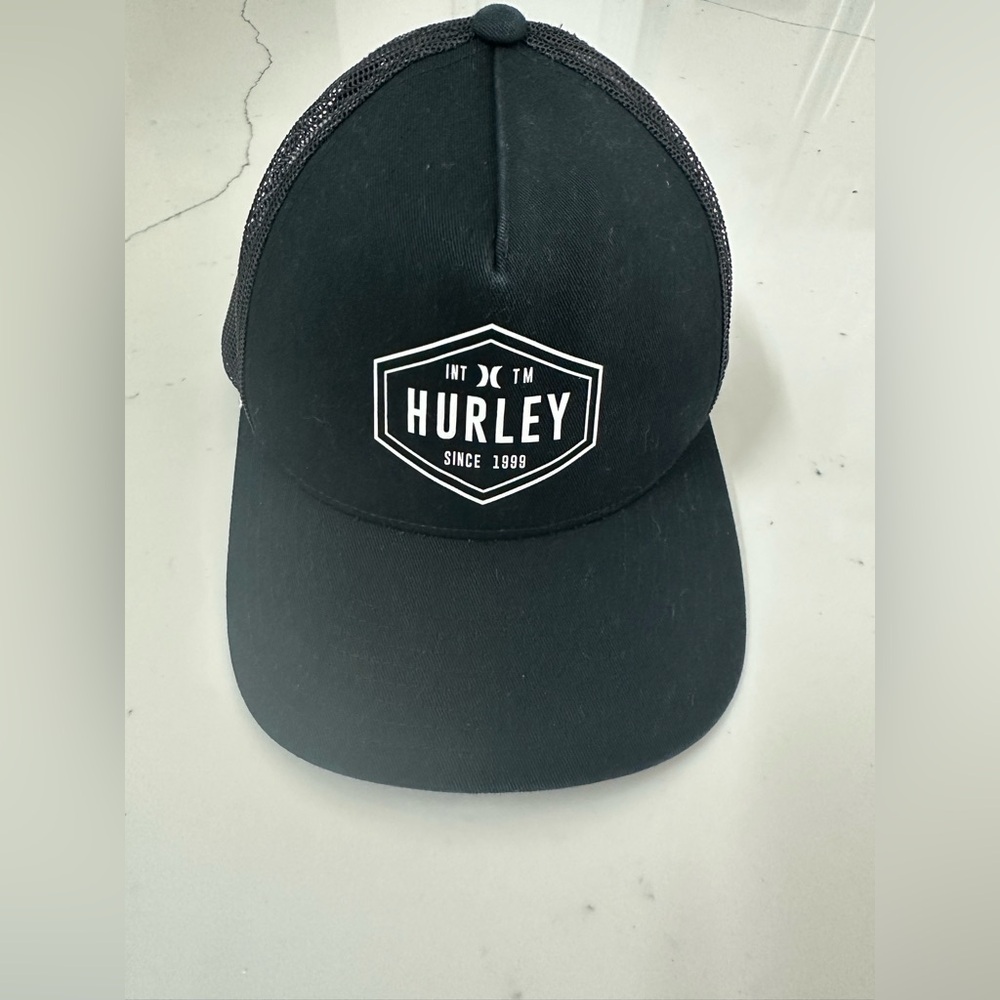 Hurley Black Snapback Hat with Logo Patch
